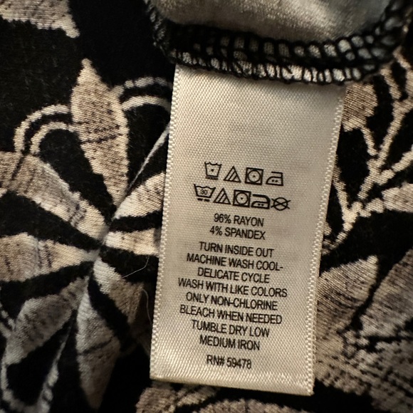 Artisan NY Paisley MAXI skirt - Picture 6 of 7